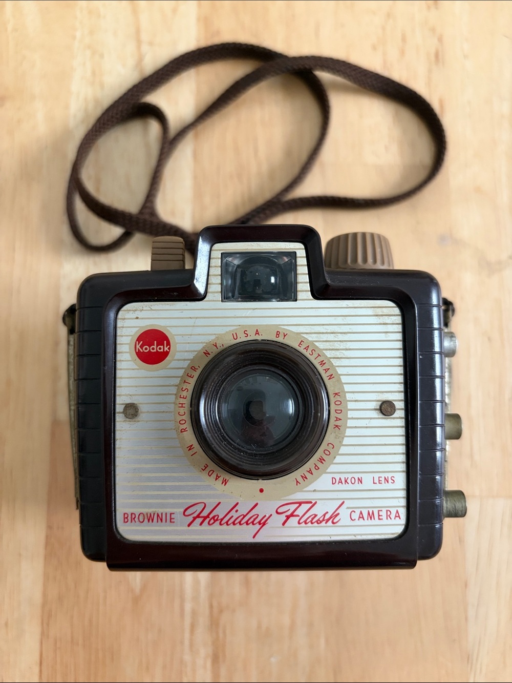 Vintage Kodak Brownie Holiday Flash Camera in Brown and Cream